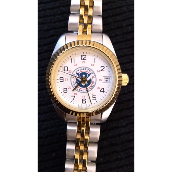 Selco Accessories Womens Selco Geneve Silver Gold Tone Watch Us